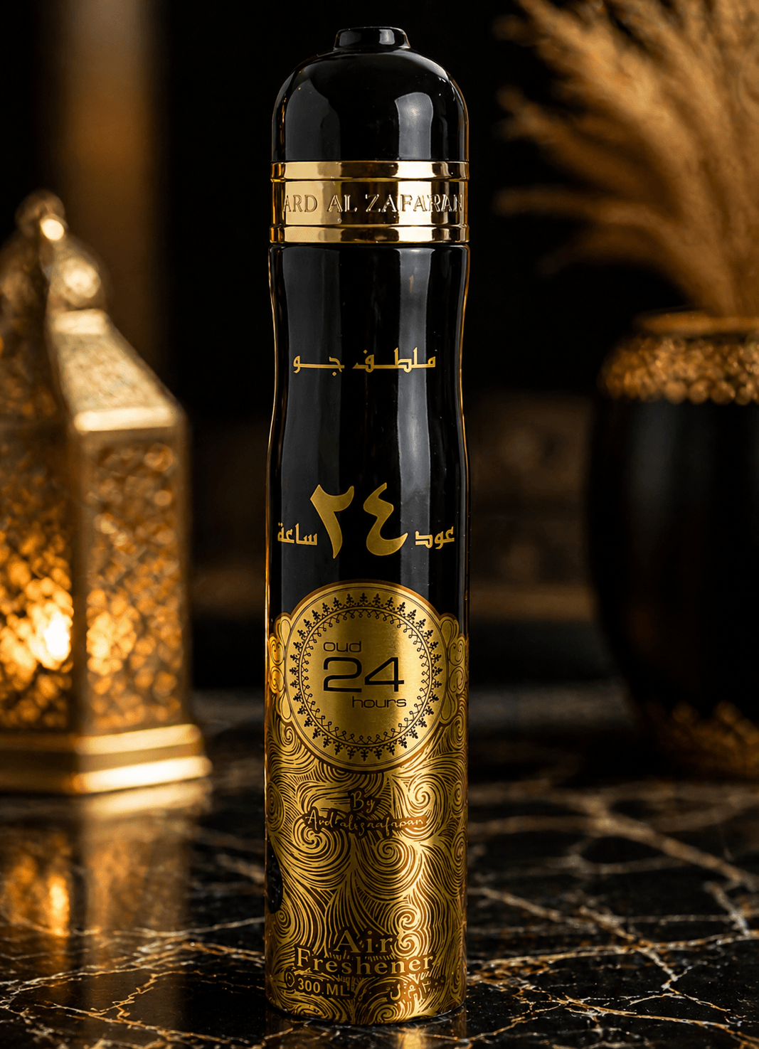 Oud 24 Hours – tai išskirtinis rytietiškas oro gaiviklis, pasižymintis sodriu, giliu ir ilgai išliekančiu aromatu.